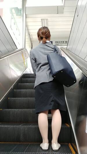 jap upskirt videos - Japanese Ladies Upskirt - video 142 - ThisVid.com em inglÃªs