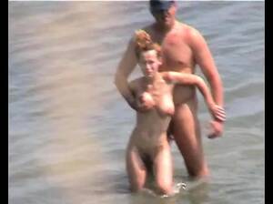 beach boob flashing tits - Casey Deluxe Flashing Boobs At A Public Beach at DrTuber