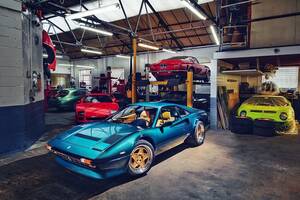Ferrari Garage Porn - F40, 288 GTO, Miura, etc... search for yourself other porn here : r/carporn