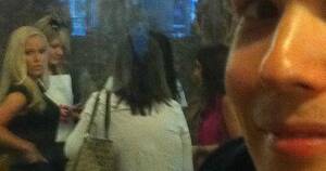 Kendra Wilkinson Sex Ass - So I was sitting at Starbucks when I noticed Kendra Wilkinson checking me  out. : r/pics