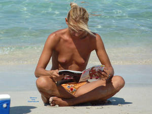 candid topless beach boobs - Reading Nude At The Beach