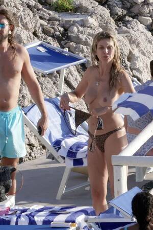 heidi klum tit sex - Heidi Klum Topless bikini in Capri, Italy (7 photos) Â· Pandesia World