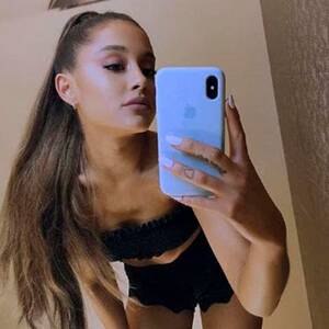 Ariana Grande Naked Porn Bunny Suit - Ariana Grande reveals her trick for perfect nails