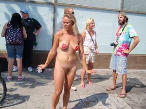 amateur nudist abu dhabi - Public Nude Ladies | MOTHERLESS.COM â„¢