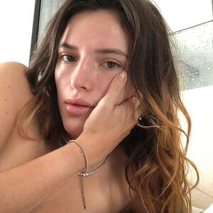 Close Up Bella Thorne Porn - Bella Thorne to Direct a Pornhub Film