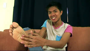 Asian Feet Solo - 0006-01 Foot Fetish Solo - Benjamin