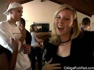 college fuck fest threesome - Watch College Fuck Fest ep 9 - College, College Fuck Fest, Threesome Porn -  SpankBang