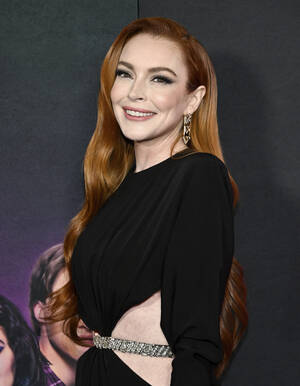 Lindsay Lohan Interracial Porn Captions - Lindsay Lohan, ReneÃ© Rapp and the stars of the new 'Mean Girls' turn out  for premiere â€“ Queen City News