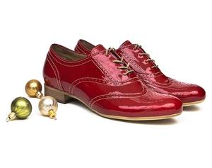 Nora Seibel Porn - Nora's Shoe Shop : 65420 Red patent leather oxfords by Gabor.