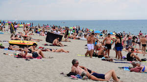 corsica beach topless - Bare Breasts on French Beaches? You Can, Despite Police Warnings - The New  York Times