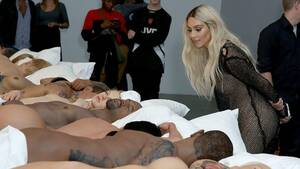 Celebrity Kim Kardashian Porn - Kanye's 'Famous' sculpture ft. naked 'Taylor Swift' selling for $4m | The  Independent | The Independent