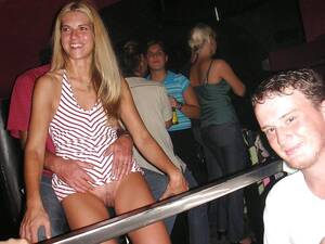 girlfriend flash porn - Girlfriend flashing pussy in bar | MOTHERLESS.COM â„¢