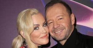 Jenny Mccarthy Sex - Jenny McCarthy & Donnie Wahlberg Adopting New Kid On The Block: Sources