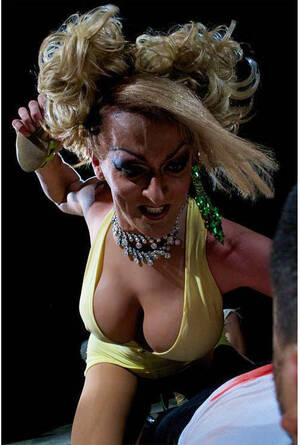 big shemale tit viviane araujo - 4763774_28 - Transgender Forum : Transgender Forum