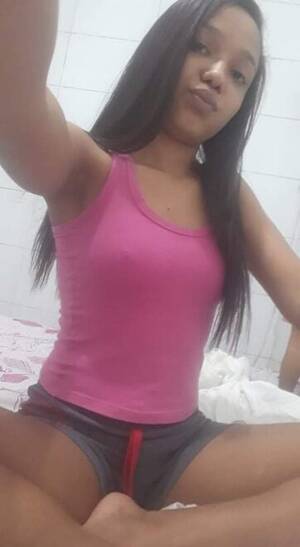 brazilian teen sluts - Brazilian Teen slut - received_585618565735720 Porn Pic - EPORNER