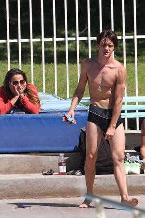 Drake Bell Miranda Cosgrove Porn - For Anyone Who Has A Thirst For Drake Bell