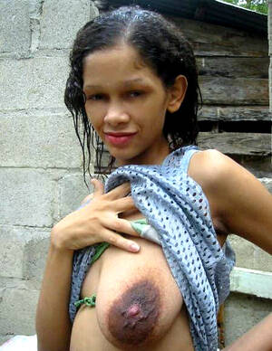 beautiful black sluts big nipples - African ebony whore with huge dark nipples, big picture #1.