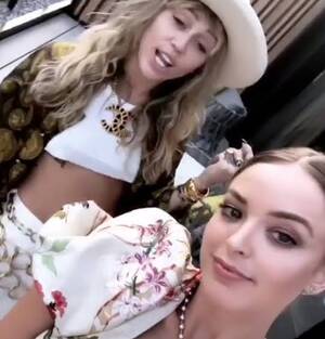 Mylie Cyrus Lesbian - Miley Cyrus Spotted Having Sex With Her Lesbian Partner In Public