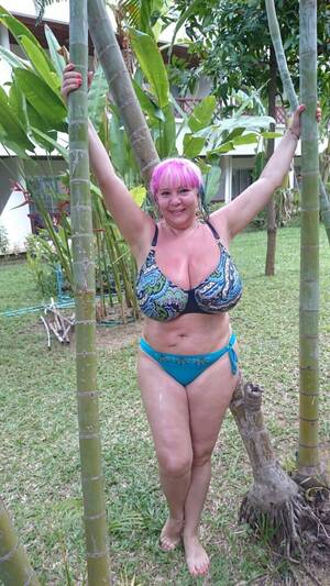chubby mature mom bikini - Mom Big Tits Bikini Voyeur | Niche Top Mature