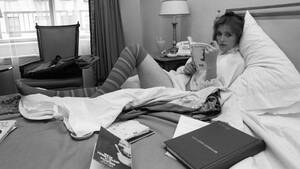 dark latina pussyfucking sleeping - Margot Kidder Gets Personal in 1981 Rolling Stone Cover Story