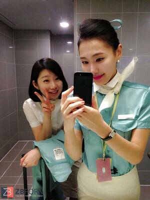 Korean Air Girls Porn - Korean air hostess takes self pictures - ZB Porn