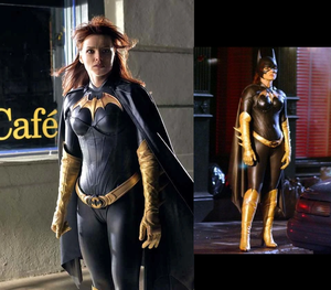 Batgirl Cosplay Porn - For those comparing the Leslie Grace Batgirl suit to the CW. I present to  you.... one of the best live-action suits, and it came from Birds of Prey  (2002). : r/DC_Cinematic