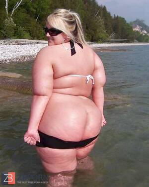 bootylicious beach girls - Bootylicious Beach Honey - ZB Porn