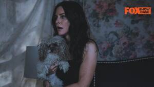 Hd Porn Courteney Cox - Why Courteney Cox's Shining Vale Is Your New Half-Hour TV Addiction!