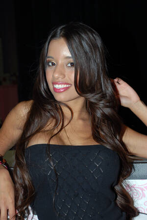Lupe Fuentes Porn Star - File:Pornstar Lupe Fuentes on Exxxotica 2009 4.jpg - Wikimedia Commons