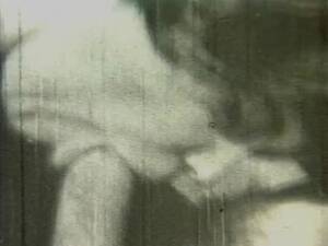 1950s Blowjob - Vintage blowjob from the 50's with cum in mouth - ThisVid.com