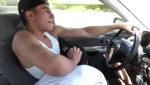 Blowjob While Driving Gay Porn - Hot twink driving while being sucked off - ThisVid.com