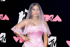Keyshia Cole Sex Tape - Nicki Minaj Promises 'Pink Friday 2' Songs With 50 Cent, Keyshia Cole