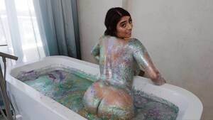 latina porn big tits bathroom pics - Busty Latina Takes A Glitter Bath Before Fucking / Big Tit Avenue