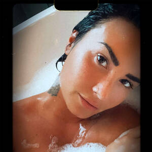 Celeb Porn Demi Lovato - Demi Lovato Feels the 'Sexiest' When They're 'Naked'