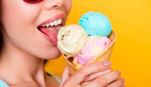 Forced Lesbian Sex First Time - 31 Signs You Have a Closet Bisexual or Lesbian Wife Who's Into Women Too