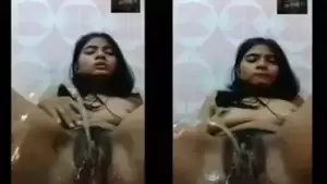 indian girls peeing - Super Horny Girl Peeing Hard After Fingering porn indian film
