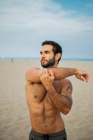 brazilian nude beach - Brazilian Hunk Leo Antunes Could Look Me Over Any Time