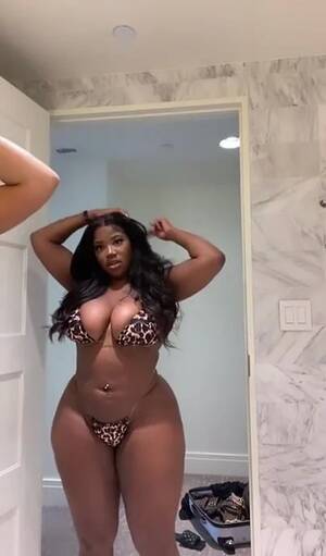 black huge tits fat ass - Ebony big ass and big tits - ThisVid.com