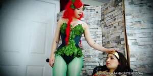 Lesbian Shemale Poison Ivy - Poison Ivy - Ludella Hahn (3) - Tnaflix.com