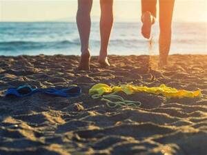 bahamas beach sex voyeur - 2023 Teenagers nude beach Getty encourage - emsigse.de