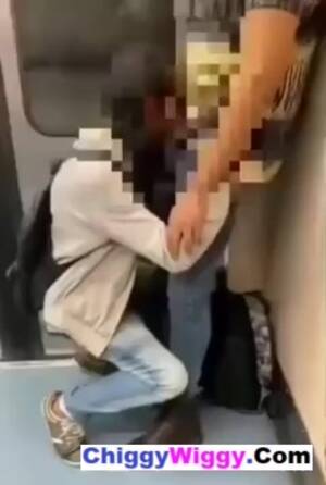 indian blowjob mms - Delhi Metro Blowjob Viral Video MMS | Watch Indian Porn Reels | fap.desi