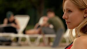 Kristen Bell Porn Cum - Poolside Growing Pains: Kristen Bell hits honest notes in familiar but  frank, moving \