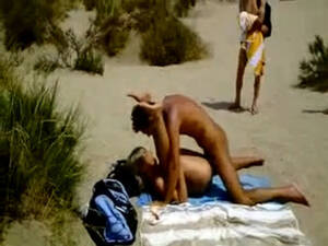 beach fucking voyeur - Voyeur & Hidden: Crazy summer fuck on the nudistâ€¦ ThisVid.com