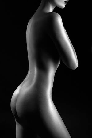 black on white nude girls - Premium Photo | Silhouette naked woman is black and white, art nude pose,  bright contrast shadow on the girl's body. perfect body and figure