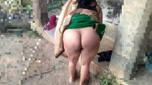 big booty indian desi girls - Desi Indian Woman Outdoor Public Big Ass Flashing Compilation watch online