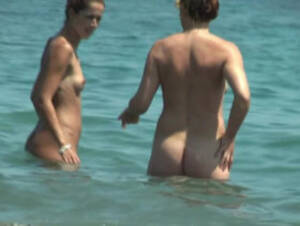 jennifer aniston nude beach walk - Jennifer Aniston Nude: Find Splendid Jennifer Aniston Naked Pics Here!