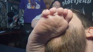 bbw licking feet - BBW Ignores Foot Worship. Texts while Foot Slave Kisses and Licks Chubby  Feet - Pornhub.com