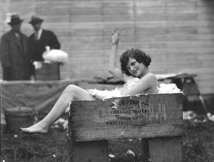 1920s Vintage Nude Girls Porn - Naked girl a box of rabbit fur, 1920s