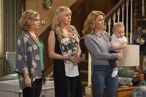 Aunt Becky Full House Porn - 10 reasons to watch 'Fuller House' despite the awful reviews - cleveland.com