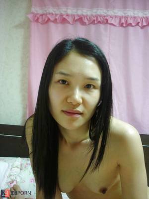 Korean Housewife Porn - Super-Naughty korean housewife